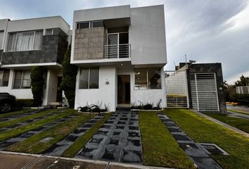 Casa en  Av. Del Bronce 30, El Fortín, Zapopan, Jalisco, México