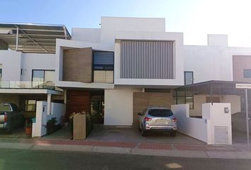 Casa en fraccionamiento en  Colinas De Juriquilla, Monte Elbrus, Juriquilla, Querétaro, México