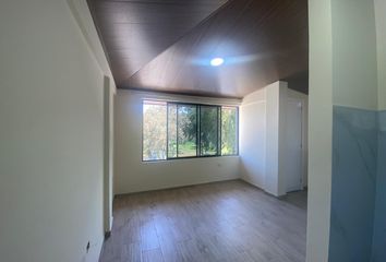 Departamento en  Pomasqui, Quito