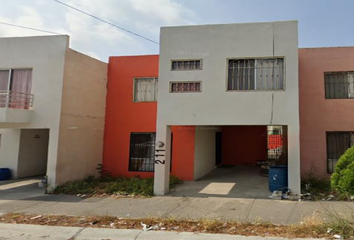 Casa en  Montreal, Renaceres Residencial, Ciudad Apodaca, Nuevo León, México