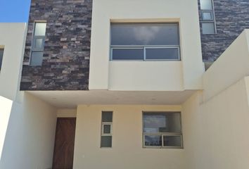 Casa en fraccionamiento en  Vista San Rubén, Eucalipto, Puerto De Buenavista, Michoacán, México