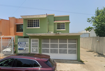 Casa en  Lázaro Cárdenas 1610, Puerto Mexico, 96510 Coatzacoalcos, Ver., México