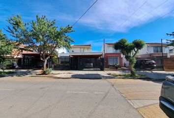 Casa en  Avenida El Rosal, Maipú, Santiago, Metropolitana De Santiago, 9300000, Chl