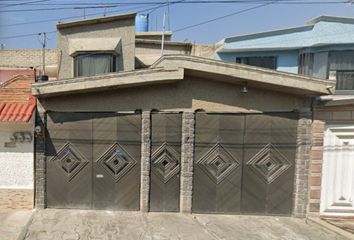 Casa en  Valle De Florido, Valle De Aragon 1ra Sección, Ciudad Nezahualcóyotl, Estado De México, México