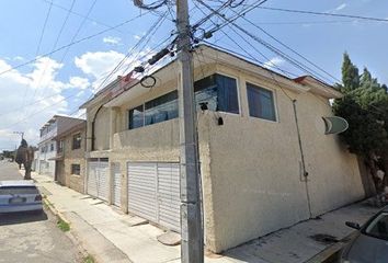 Casa en  Lago Tanganica, Ocho Cedros, Toluca De Lerdo, Estado De México, México