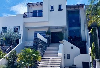 Casa en  Cumbres Del Cimatario Residencial, Fraccionamiento Cumbres Del Cimatario, Cumbres Del Cimatario, Querétaro, México