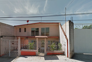 Casa en  Avenida 3 Poniente, Centro, 94100 Huatusco De Chicuellar, Veracruz, México