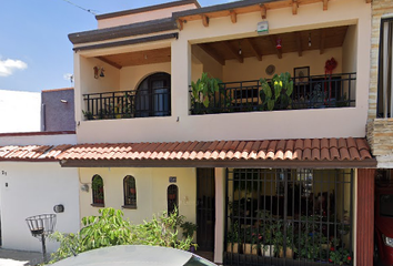 Casa en  Calle Cerro De La Soledad, Candiles, Querétaro, México