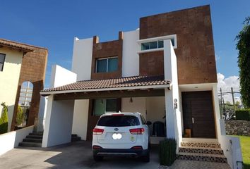 Casa en  Colinas Del Bosque, Corregidora, Corregidora, Querétaro