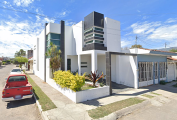 Casa en  Lago Superior, Lagos Del Country, Tepic, Nayarit, México