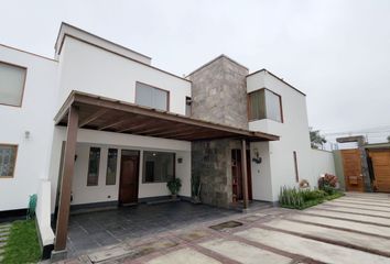 Casa en  Viña Del Mar 260, La Molina, Perú