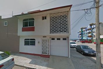 Casa en  4gxq+vrr Coatzacoalcos, Veracruz, México