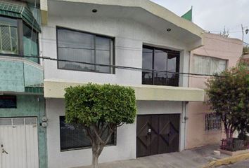 Casa en  Teniente Roberto Gómez Moreno 317, Escuadrón 201, Ciudad De México, Cdmx, México