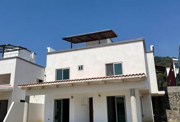 Casa en fraccionamiento en  La Herradura, Cuernavaca, Morelos, México