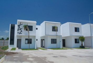 Casa en fraccionamiento en  Jardines Del Sur, Córdoba - Boca Del Rio, Paso Del Toro, Veracruz, México