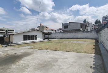 Terreno Comercial en  El Pinar Alto, Quito, Ecuador