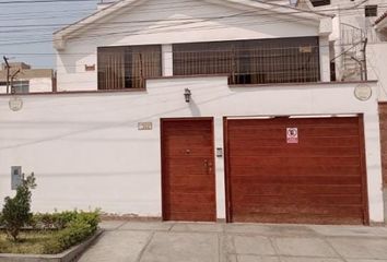Casa en  La Molina, Lima
