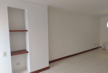 Apartamento en Los Alpes, Comuna Oriente, Pereira, Risaralda, Colombia