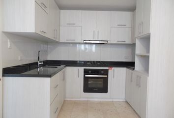 Apartamento en Pinares, Comuna Oriente, Pereira, Risaralda, Colombia