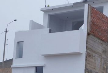 Casa en  Terrazas De Lima Norte Ii, Santa Rosa, Perú