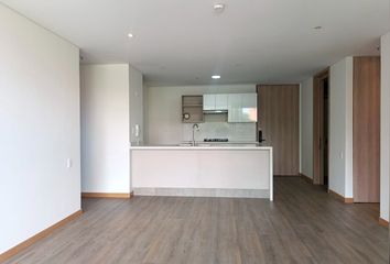 Apartment for rent in Loma de los González, Medellín
