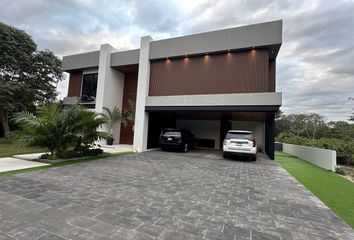 Casa en condominio en  Yucatán Country Club, Mérida, Yucatán, Mex