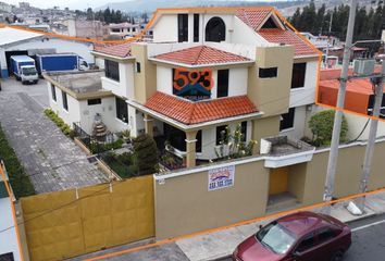 Casa en  C. Quito 35, Ecuador