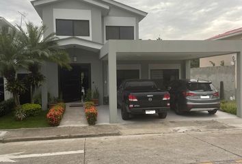 Casa en  Vía A La Costa, Guayaquil, Ecuador