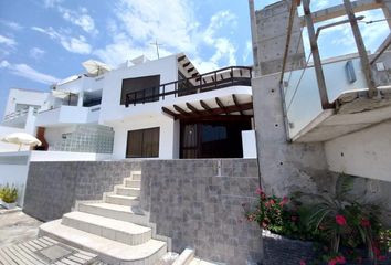 Casa de playa en  Playa Puerto Field, Cerro Azul, Perú