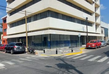 Edificio en  Benito Juárez & Hermenegildo Galeana, Barrio De Santiaguito, Celaya, Guanajuato, México