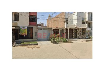 Casa en  Trujillo Distrito, Trujillo