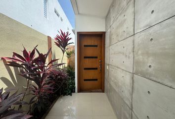 Casa en  Ciudad Celeste, Samborondón, Ecuador