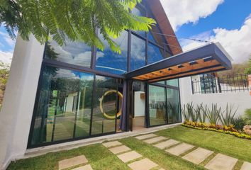 Casa en fraccionamiento en  Fraccionamiento Rancho San Diego, Tonatico - Taxco, Ixtapan De La Sal, Estado De México, México