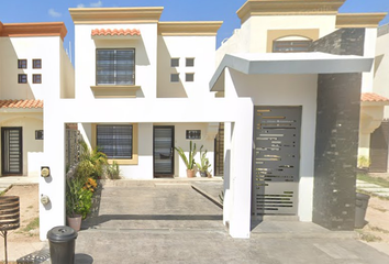 Casa en  Calle Bosque De Oyamel, Portafe Premium, Culiacán Rosales, Culiacán, Sinaloa, 80029, Mex