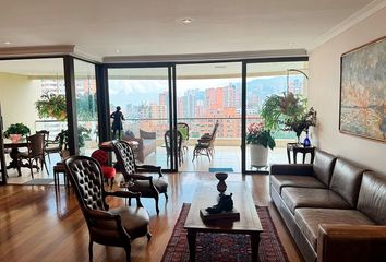 Apartamento en  El Poblado, Medellín, Antioquia, Colombia