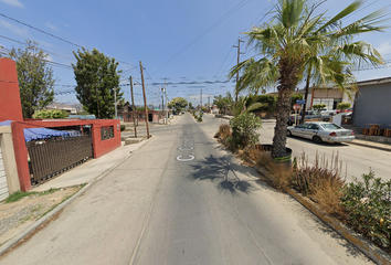 Casa en  Calle Constituyentes De 1917, Piedras Negras, Ensenada, Baja California, México