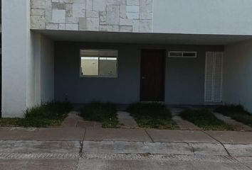 Casa en  Vivanta Residencial, Avenida Niños Heroes, Trojes De Alonso, Aguascalientes, Aguascalientes, México