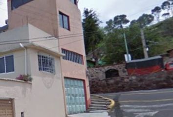 Casa en  Narciso Mendoza, Barrio De Santa Bárbara, Toluca De Lerdo, Estado De México, México