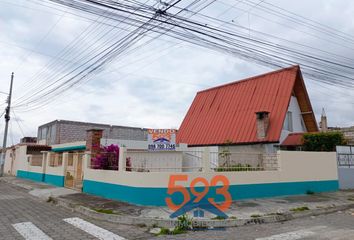 Casa en  29mp+9g6, Latacunga, Ecuador