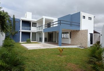 Casa en  Fraccionamiento Altabrisa, Mérida, Mérida, Yucatán