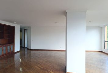 Apartamento en Poblado, Medellín