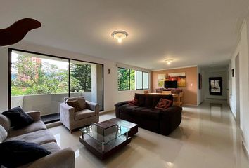 Apartment for rent in Poblado, Medellín