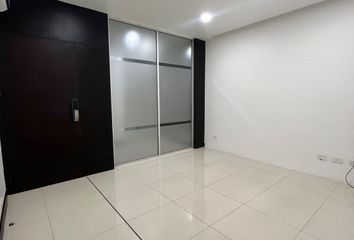 Oficina en  Torre Corporativa Murano, Machala, Ecuador