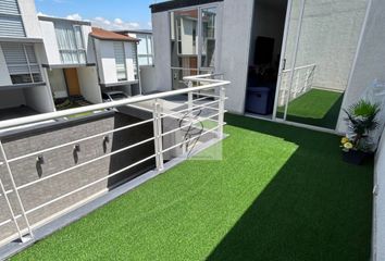 Casa en  Pg4x+2ff, Quito, Ecuador
