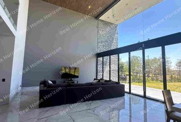 Casa en  El Bosque Country Club, Country Club Gran Jardín, Boulevard Country Club Gran Jardín, León, Guanajuato, México