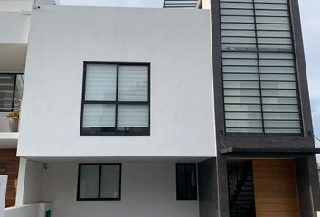 Casa en fraccionamiento en  Valle Del Loira, Zibatá, Querétaro, México