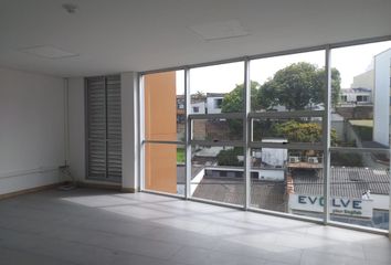 Oficina en Torre Núcleo, Carrera 15, Pereira, Risaralda, Colombia