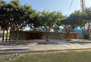 Casa en  Avenida Del Parque Norte 313, San Isidro, Perú