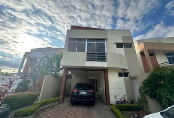 Casa en  Belo Horizonte, Vía A La Costa, Guayaquil, Ecuador