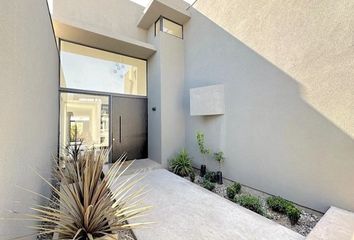 Casa en  Avenida Los Ríos, Chicureo, Colina, Chile
